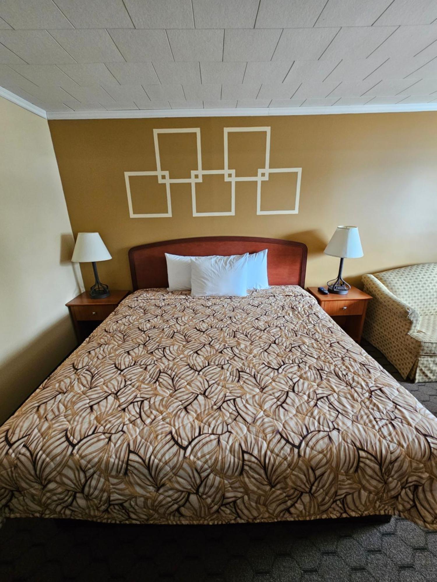 Forest Plaza Motel Mount Forest Luaran gambar