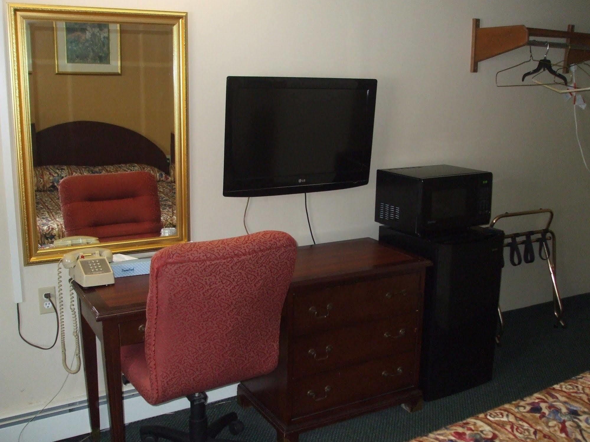 Forest Plaza Motel Mount Forest Luaran gambar
