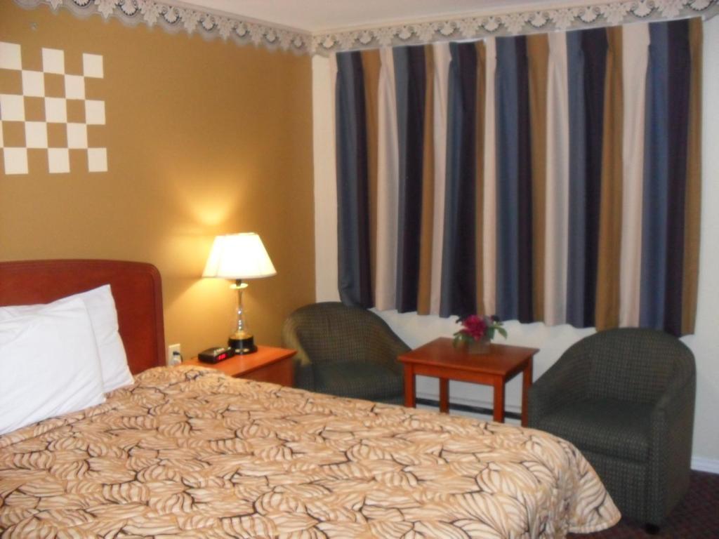 Forest Plaza Motel Mount Forest Luaran gambar