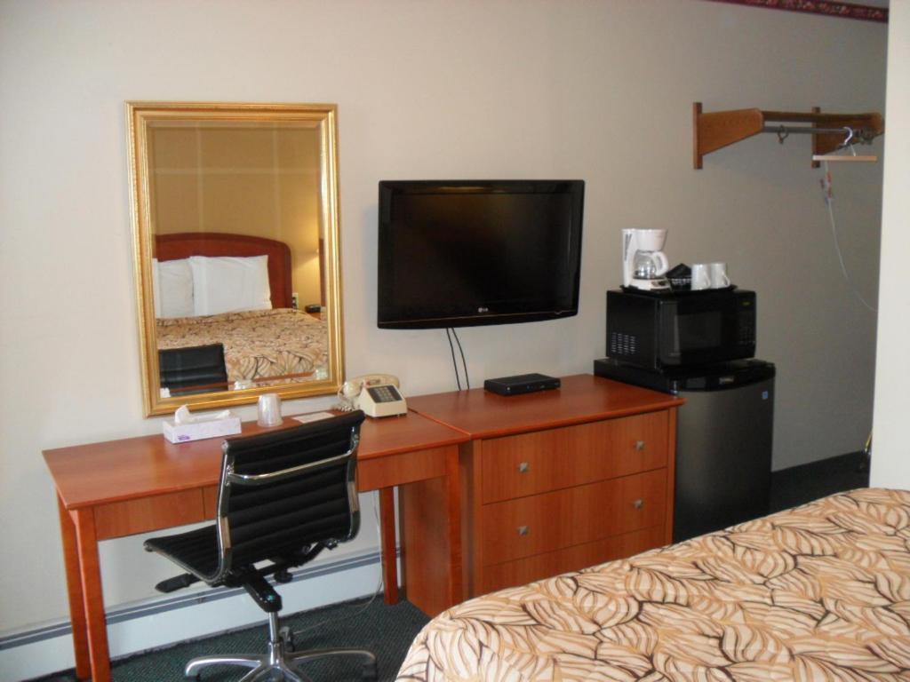 Forest Plaza Motel Mount Forest Luaran gambar
